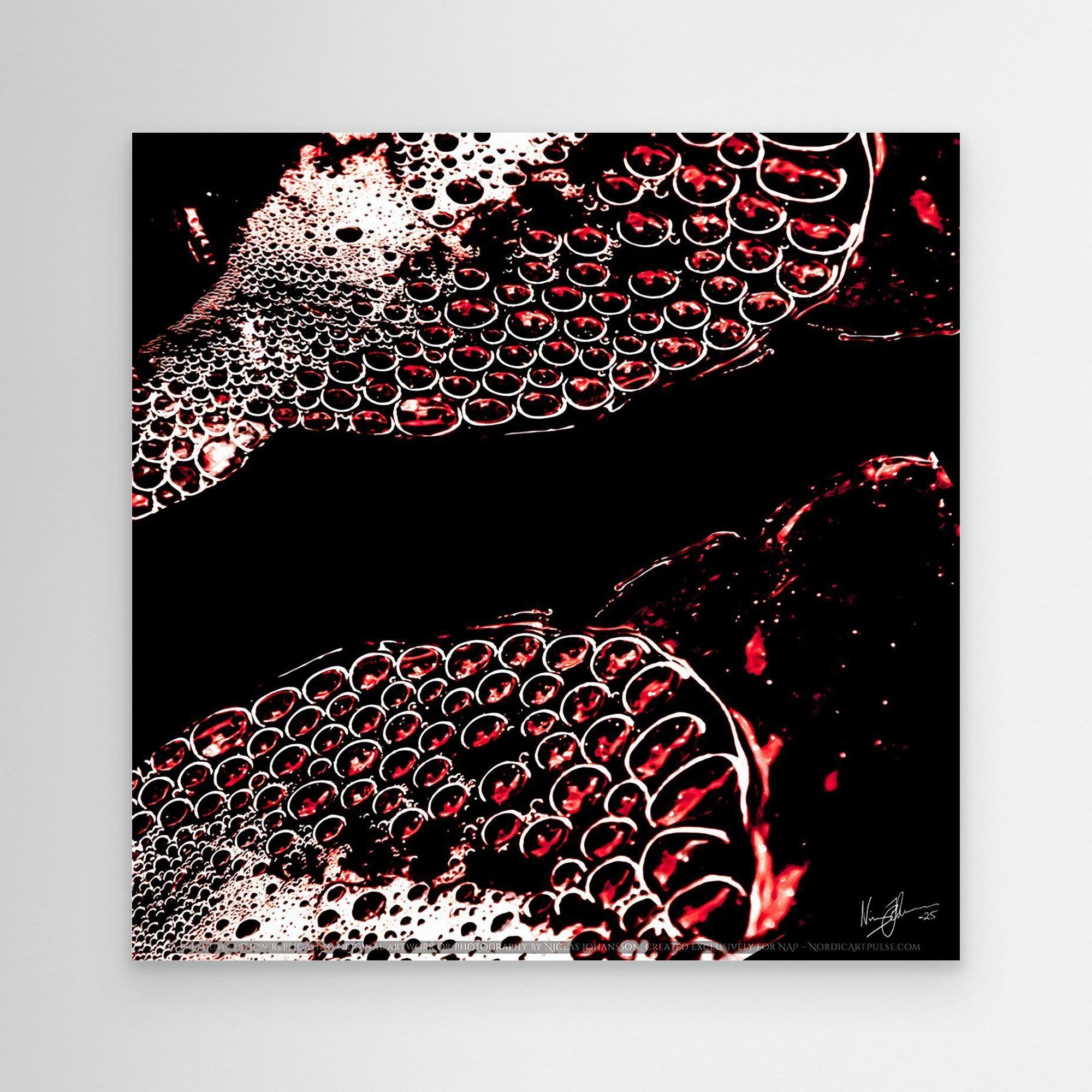 Red Bubbles in the Abyss