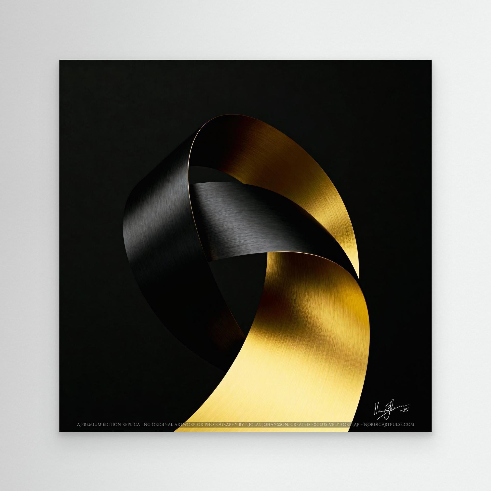 Intertwined Radiance I