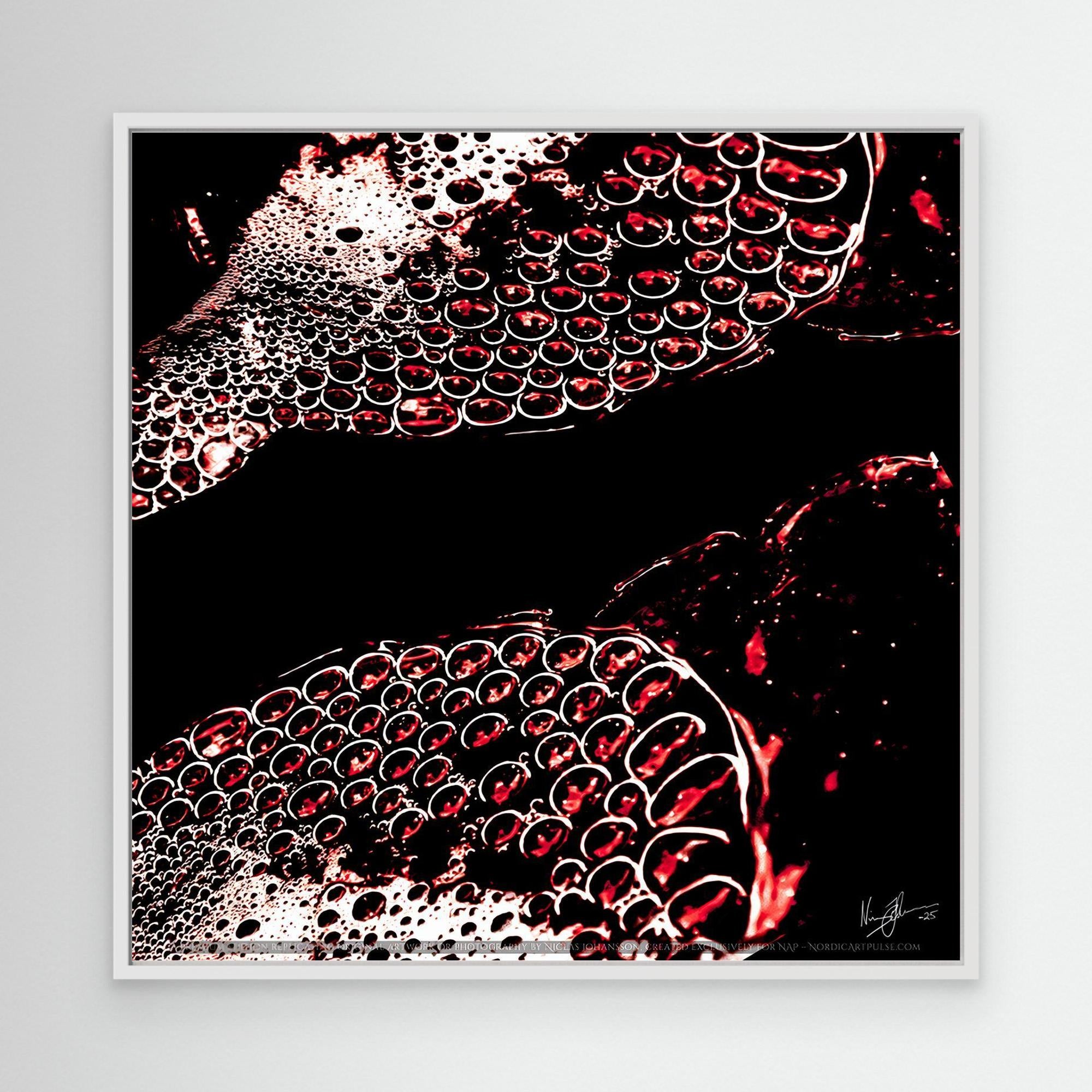 Red Bubbles in the Abyss