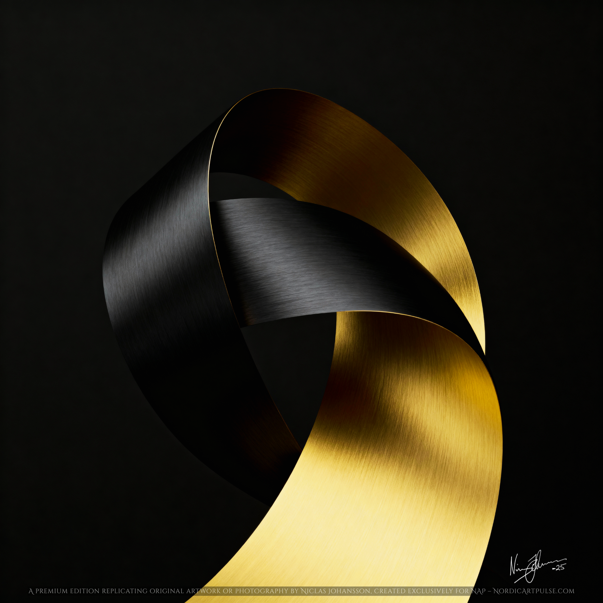 Intertwined Radiance I