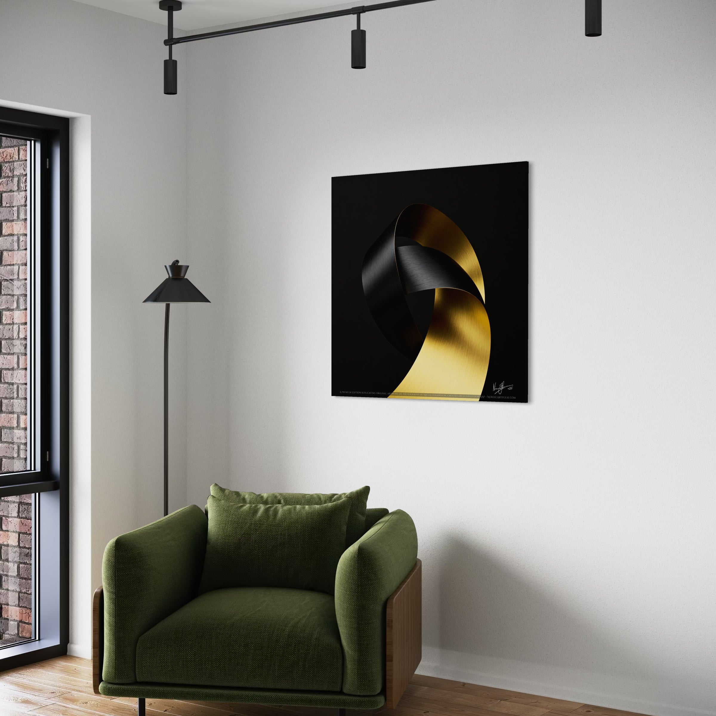 Intertwined Radiance I